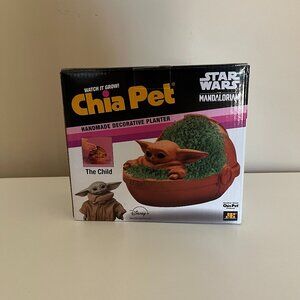 Chia Pet Star Wars The Mandalorian The Child Baby Yoda Grogu Disney Planter NEW